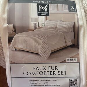 Member's Mark Striped Faux Fur Comforter Set - Cream